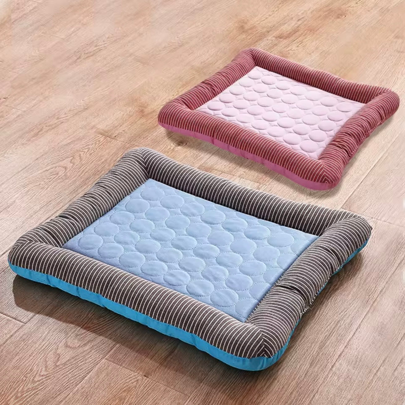 Ice silk cooling dog mat with non-slip washable base — image 1