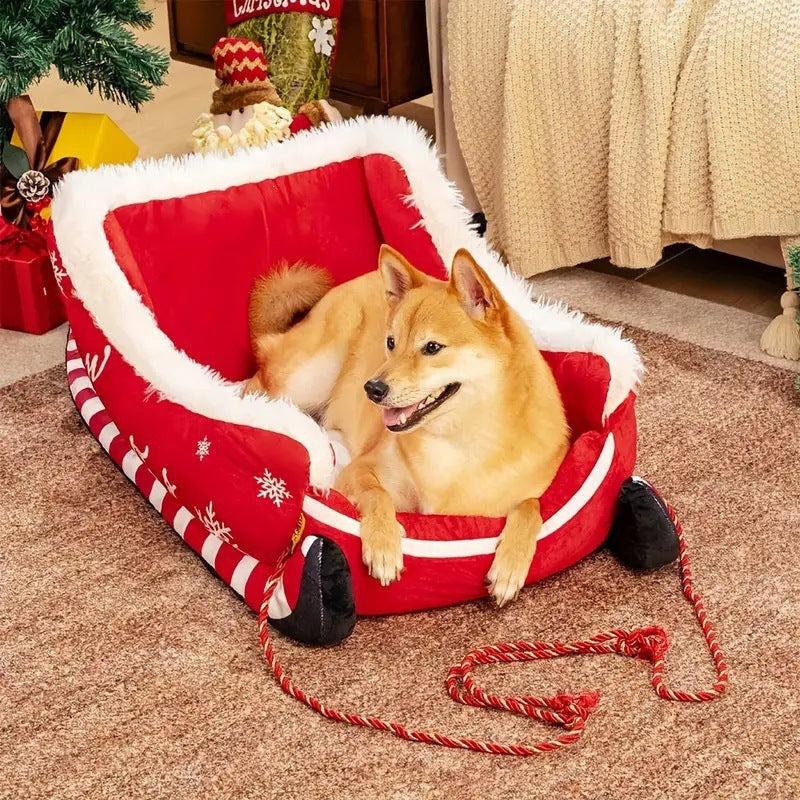 Christmas sleigh plush pet bed washable — image 2