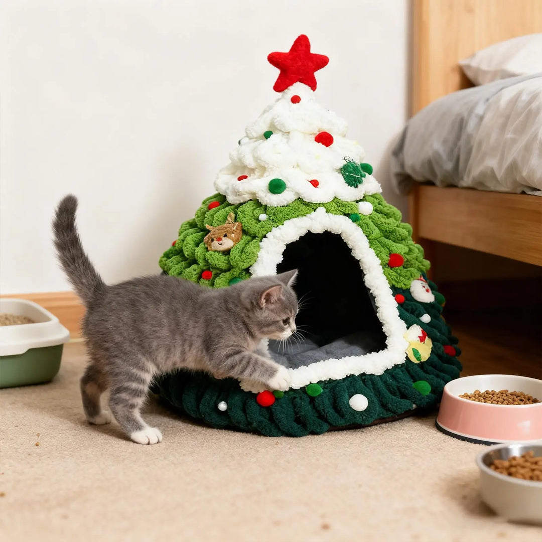 Knitted Christmas tree cat house - photo 1